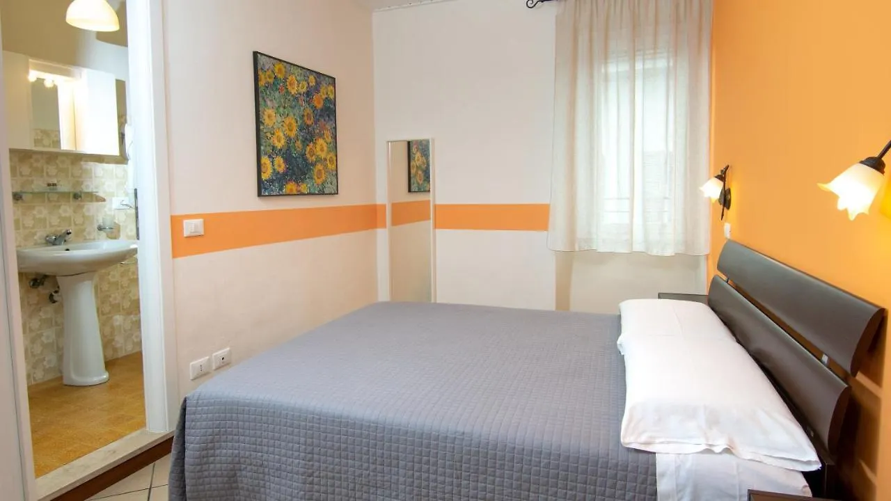 Apartment Acqua Verde Appartamenti Peschiera del Garda Italy